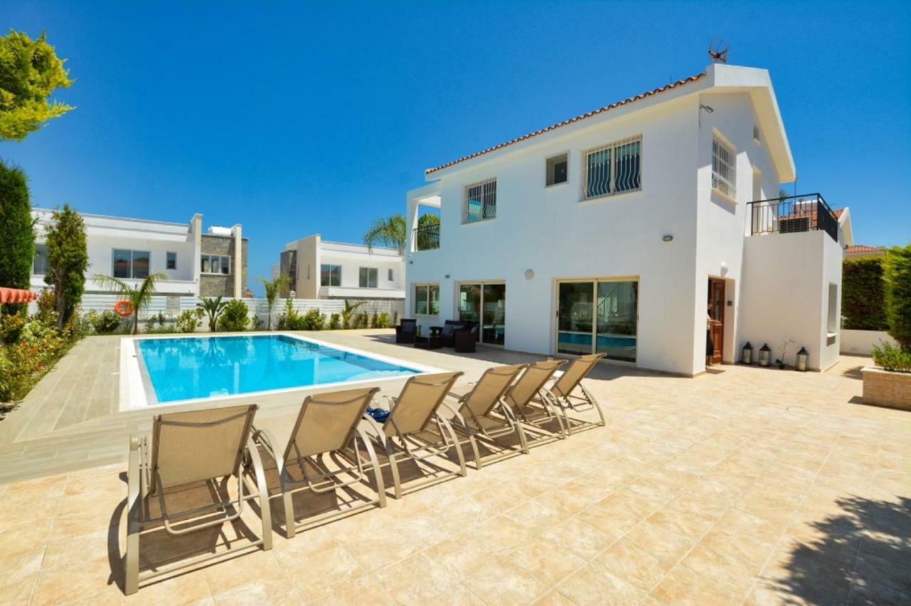 Blue Sea Villa โปรทาราส ภายนอก รูปภาพ